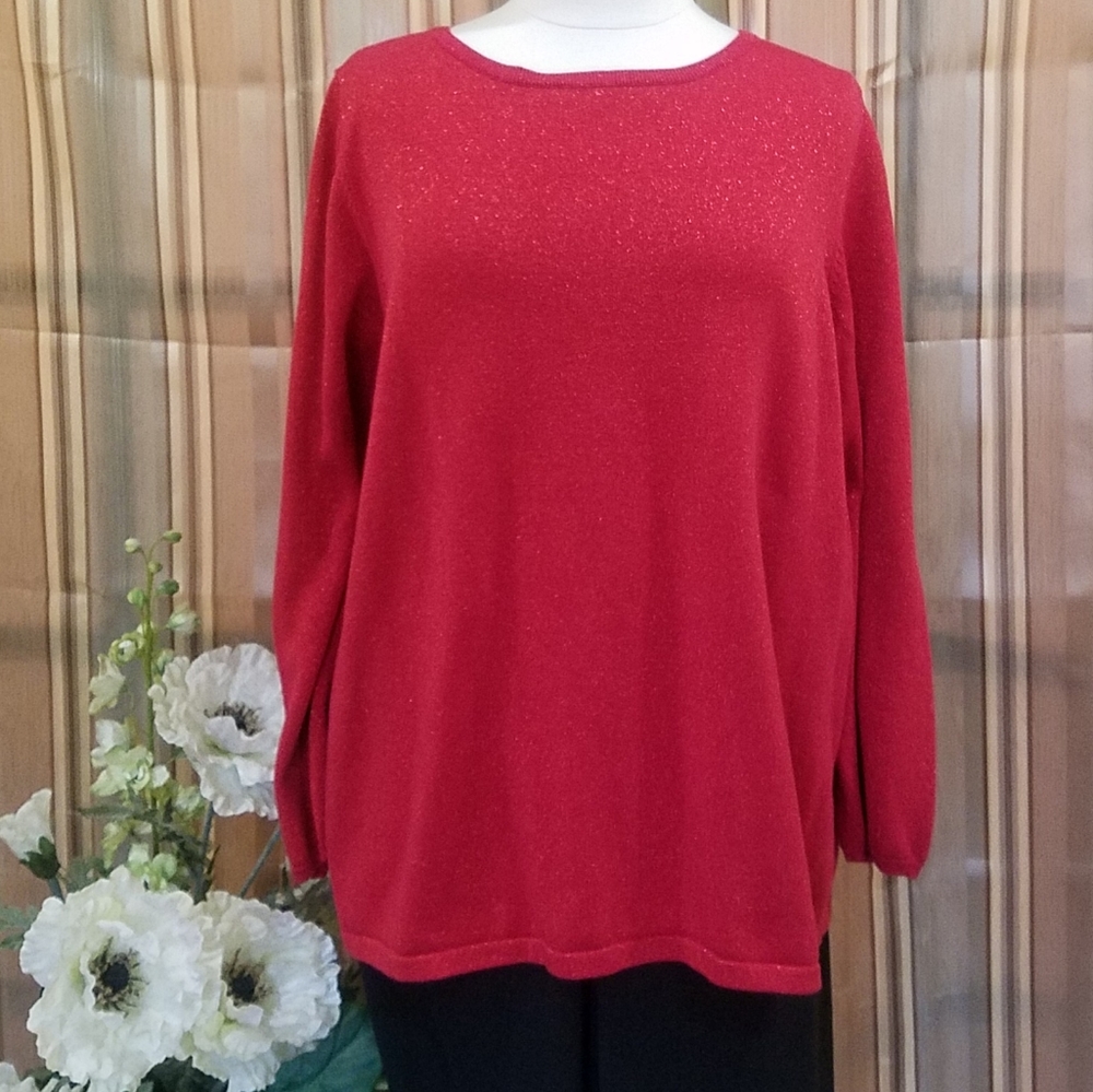 🎅Vibrant Red Sparkly Sweater! Holiday Ready 💄